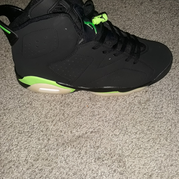 Air Jordan 6 Retro 'Electric Green' - Picture 3 of 5